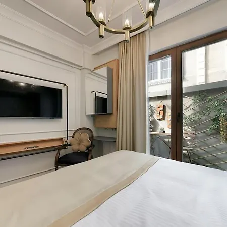 Daphne Pera ; Sakura Apart, Center Apartment Istanbul
